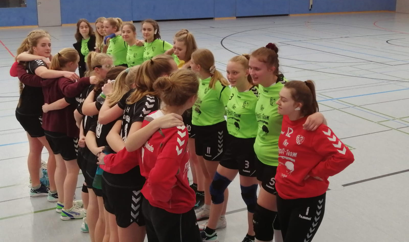Read more about the article Überzeugender Sieg der Handballerinnen!!!
